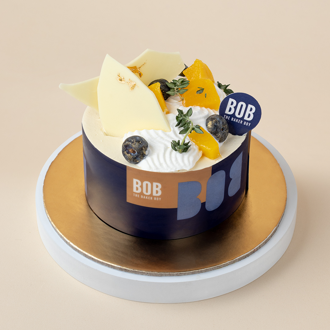 Classic Mini Cakes